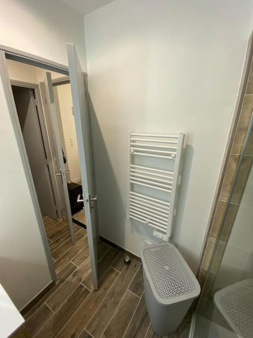 Super Appartement T3 Proche Gare 桑斯 外观 照片